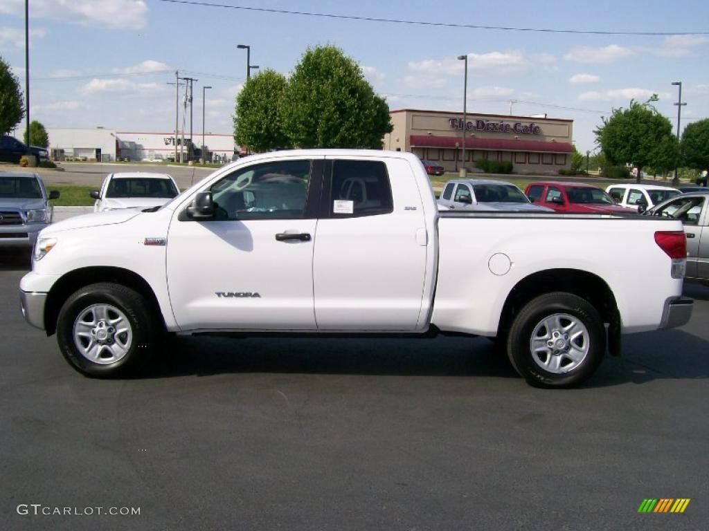 2010 Tundra Double Cab 4x4 - Super White / Graphite Gray photo #5