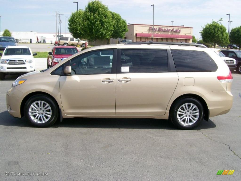 2011 Sienna XLE - Sandy Beach Metallic / Bisque photo #5