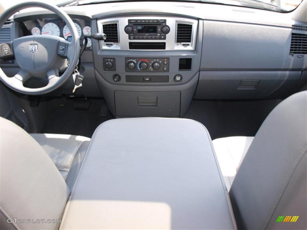 2008 Ram 1500 SLT Quad Cab 4x4 - Bright White / Medium Slate Gray photo #10