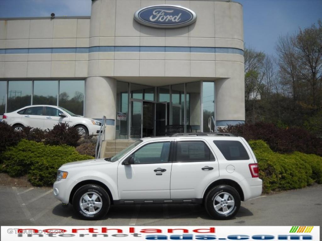 2010 Escape XLT V6 4WD - White Suede / Stone photo #1