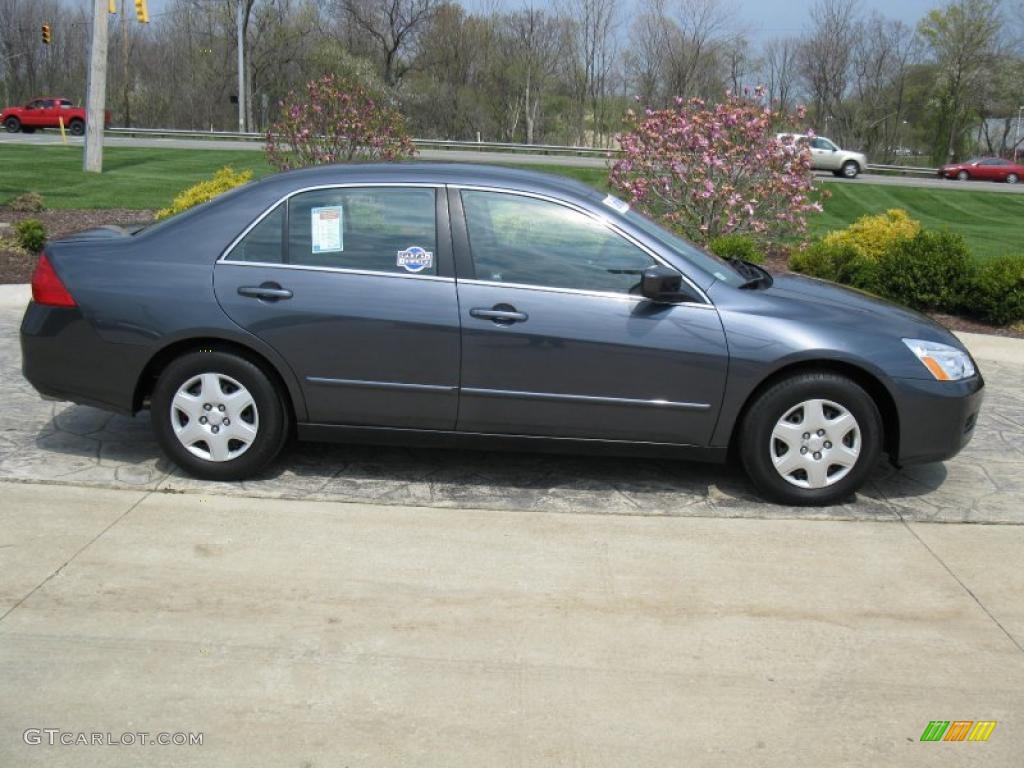 2007 Accord LX Sedan - Graphite Pearl / Black photo #3