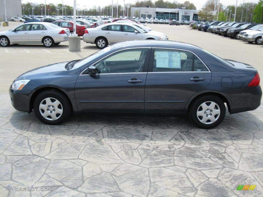 2007 Accord LX Sedan - Graphite Pearl / Black photo #4