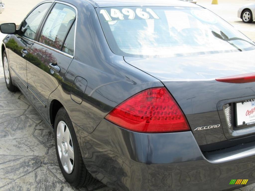 2007 Accord LX Sedan - Graphite Pearl / Black photo #7