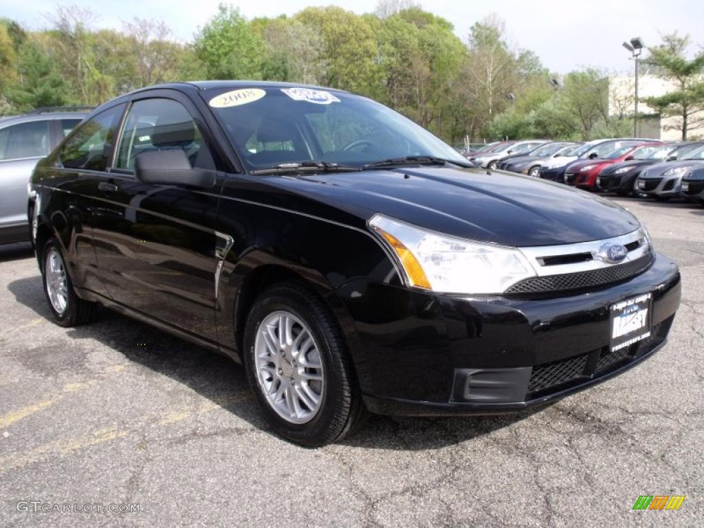 2008 Focus SE Coupe - Black / Charcoal Black photo #1