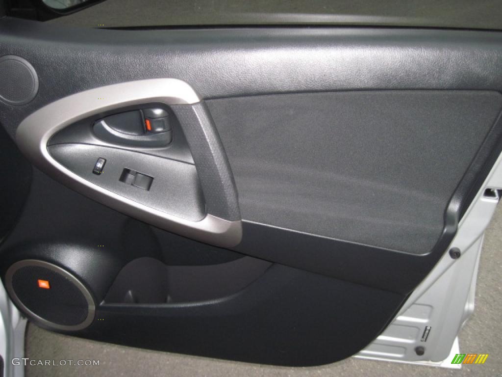 2007 RAV4 Sport 4WD - Classic Silver Metallic / Dark Charcoal photo #8