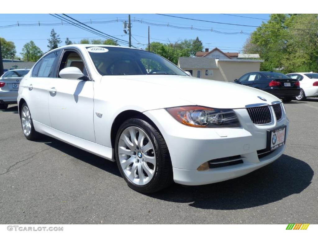 2008 3 Series 335xi Sedan - Alpine White / Beige photo #3