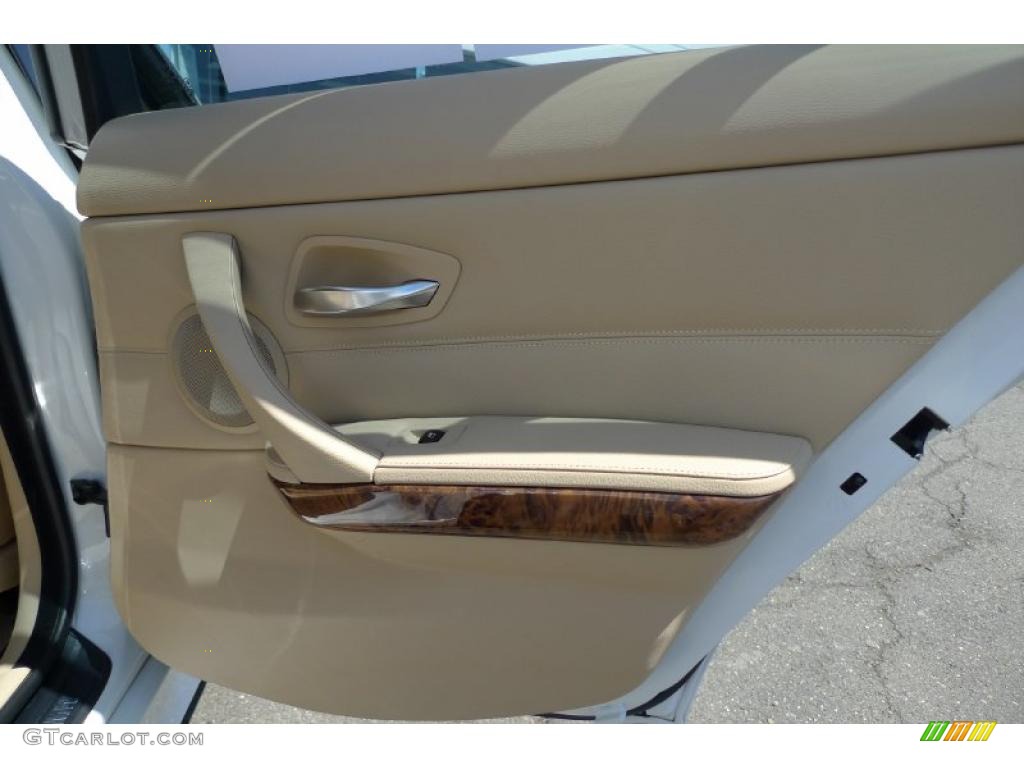 2008 3 Series 335xi Sedan - Alpine White / Beige photo #32