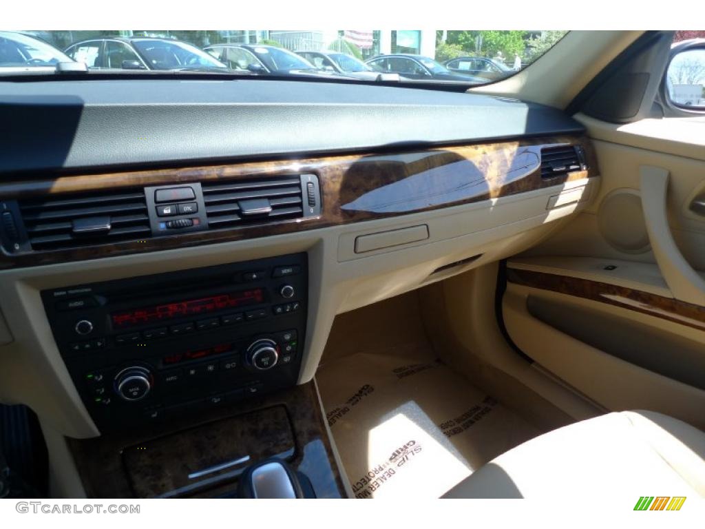 2008 3 Series 335xi Sedan - Alpine White / Beige photo #44