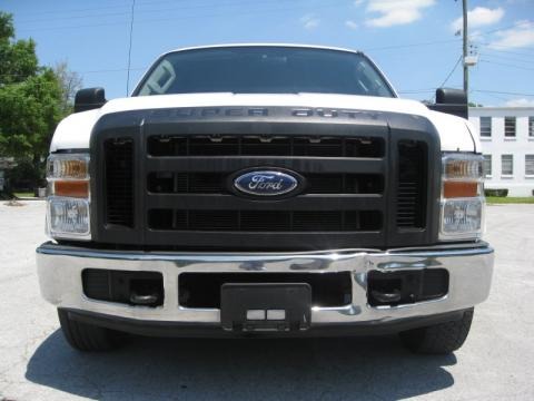 2008 Ford F250 Super Duty XL SuperCab Chassis Data, Info and Specs