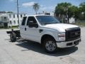 Oxford White - F250 Super Duty XL SuperCab Chassis Photo No. 5