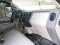 Oxford White - F250 Super Duty XL SuperCab Chassis Photo No. 34