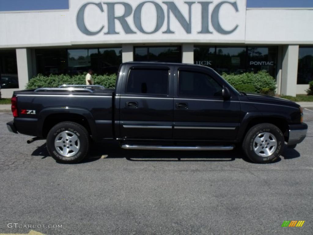 Black Chevrolet Silverado 1500