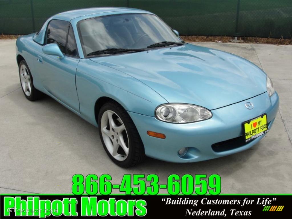 Crystal Blue Metallic Mazda MX-5 Miata