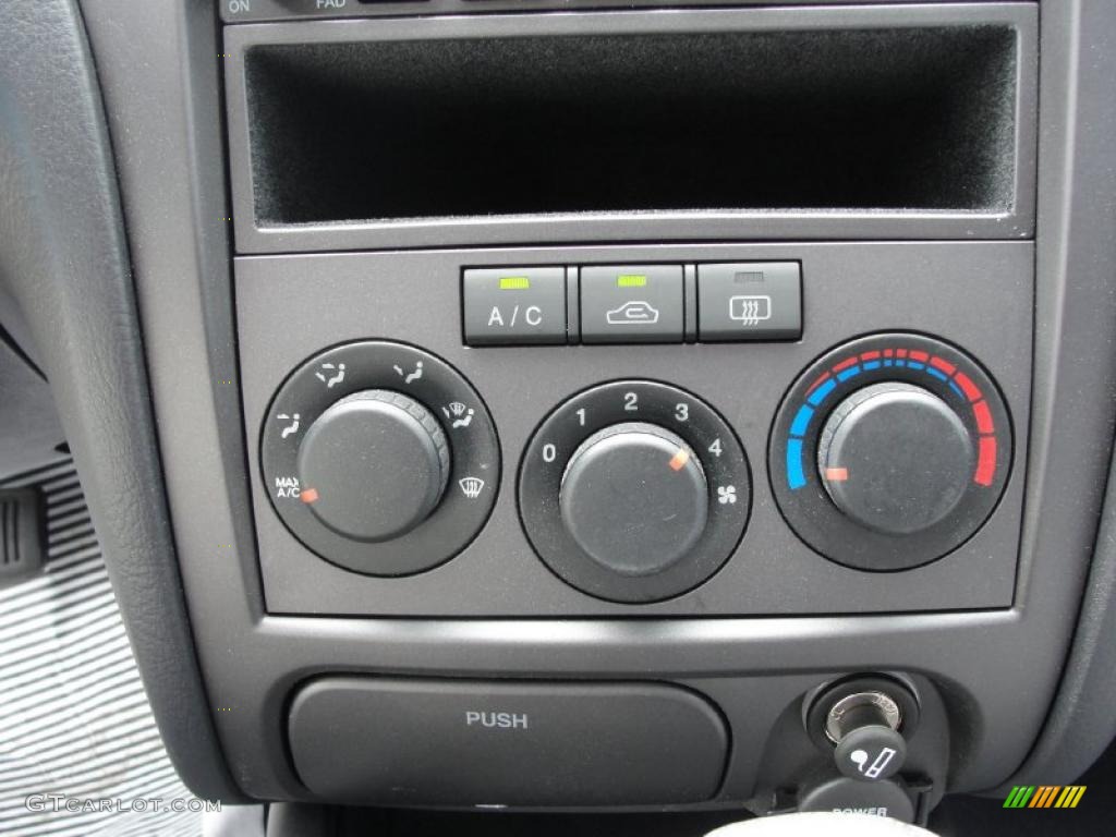 2006 Elantra GLS Sedan - Sterling Silver / Gray photo #38