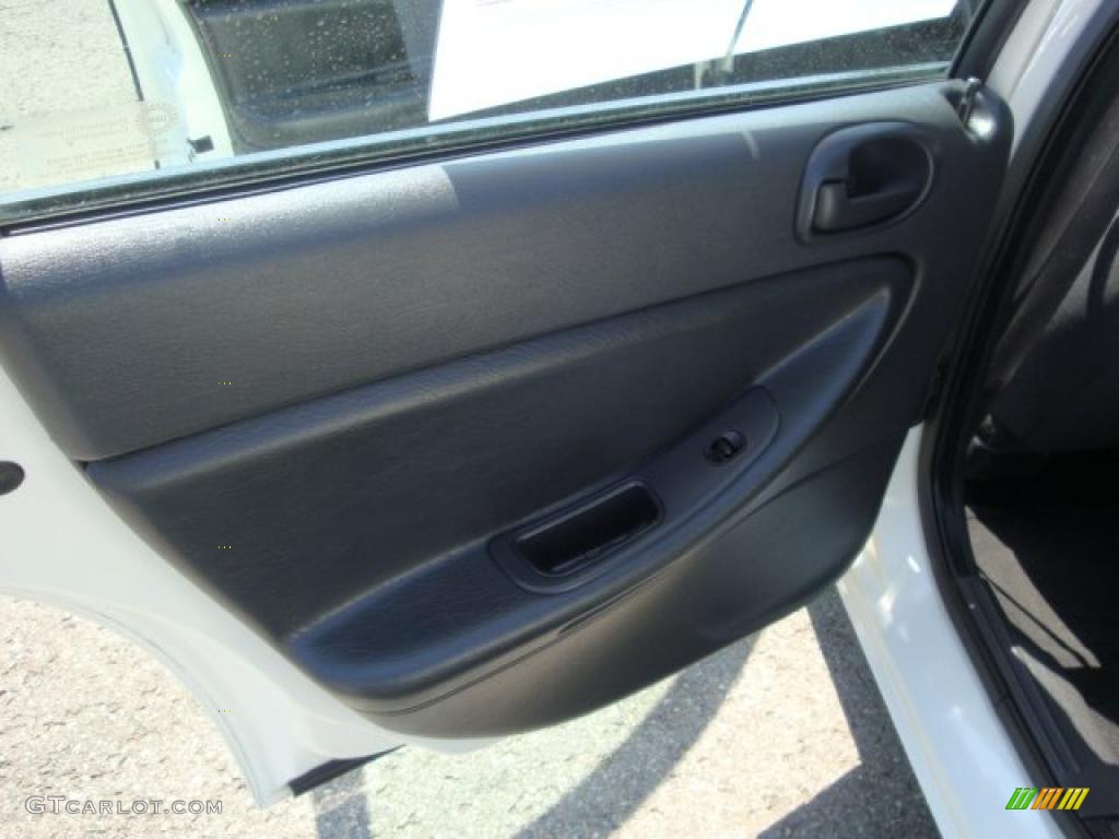 2006 Stratus SXT Sedan - Stone White / Dark Slate Grey photo #14