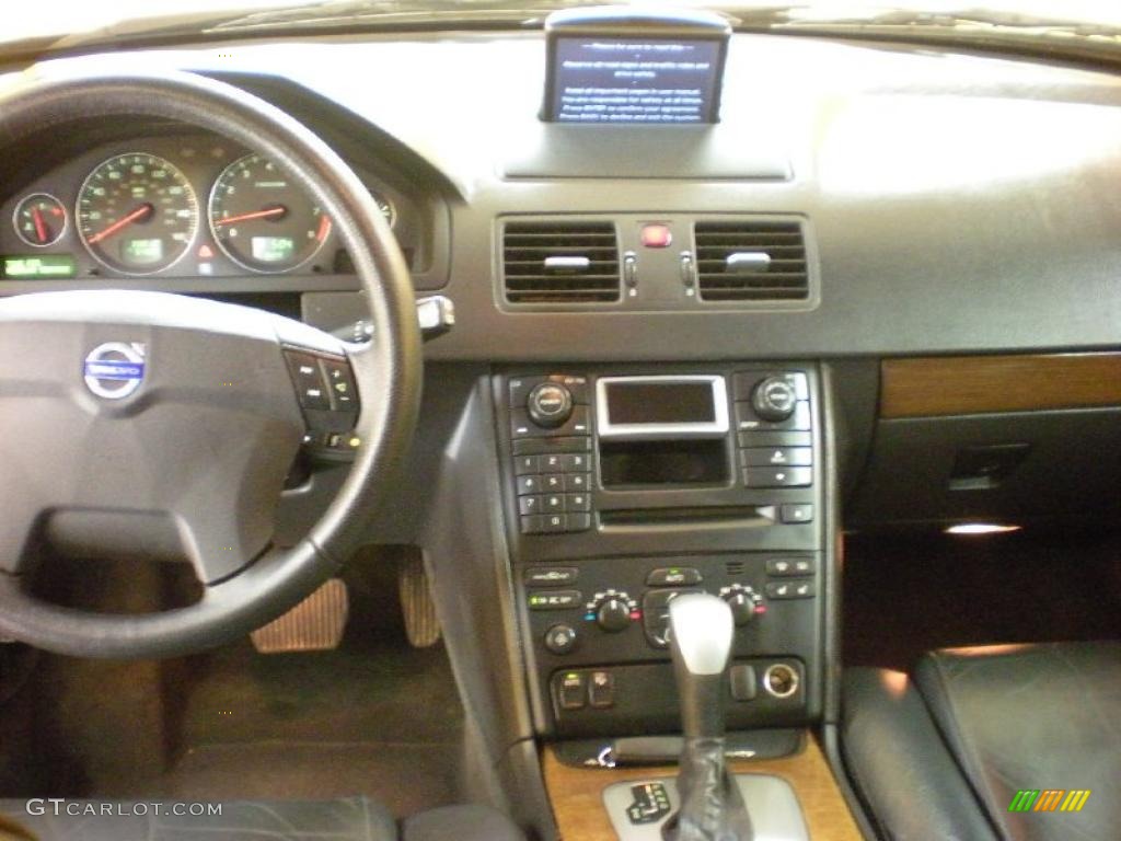 2004 XC90 T6 AWD - Black / Graphite photo #7