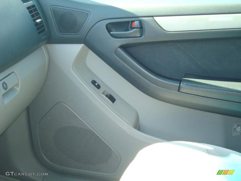 2004 4Runner SR5 - Black / Stone photo #19