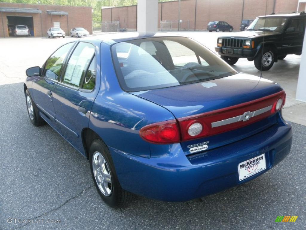 2003 Cavalier Sedan - Arrival Blue Metallic / Graphite Gray photo #2