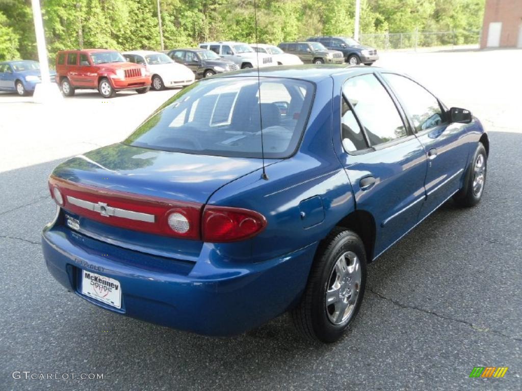 2003 Cavalier Sedan - Arrival Blue Metallic / Graphite Gray photo #4