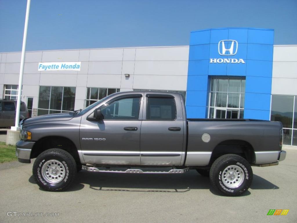 2002 Ram 1500 SLT Quad Cab 4x4 - Graphite Metallic / Dark Slate Gray photo #2