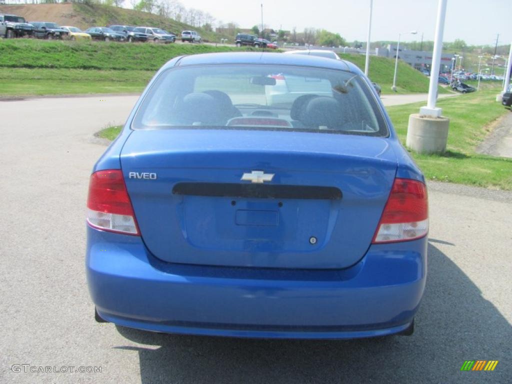2004 Aveo Sedan - Bright Blue Metallic / Gray photo #3