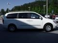 2007 Cosmic White Hyundai Entourage GLS  photo #6