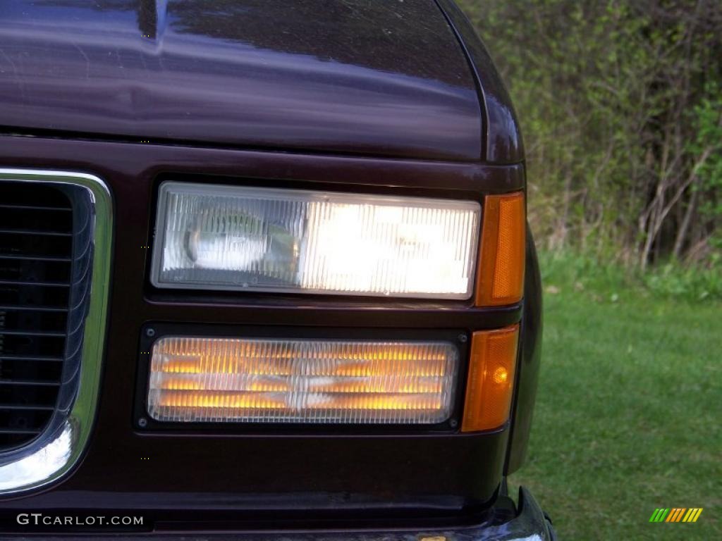 1996 Suburban SLT 4x4 - Cherry Red Metallic / Beige photo #10