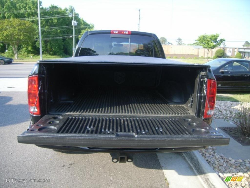 2002 Ram 1500 Sport Quad Cab 4x4 - Black / Dark Slate Gray photo #5