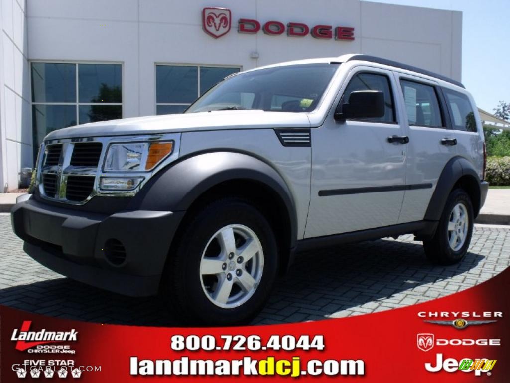 Bright Silver Metallic Dodge Nitro