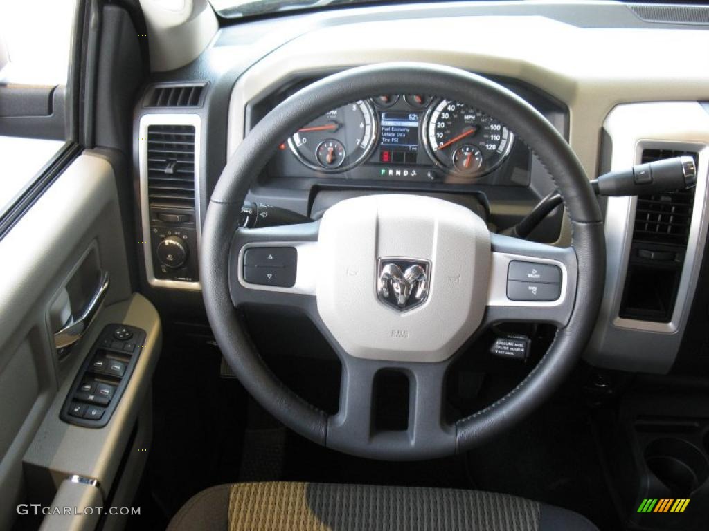 2010 Ram 1500 Big Horn Crew Cab - Austin Tan Pearl / Dark Slate/Medium Graystone photo #19