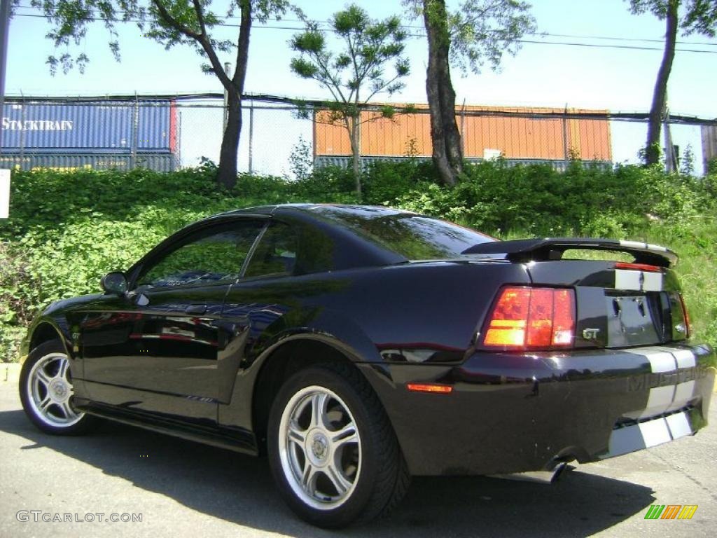 2002 Mustang GT Coupe - Black / Medium Parchment photo #6