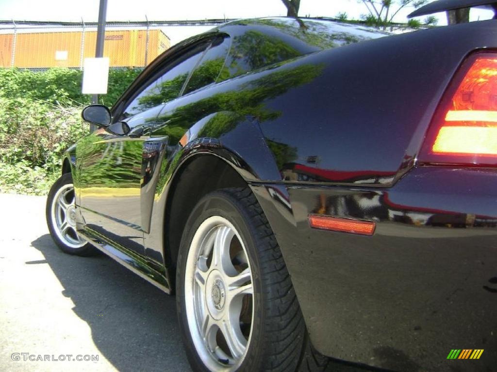 2002 Mustang GT Coupe - Black / Medium Parchment photo #8