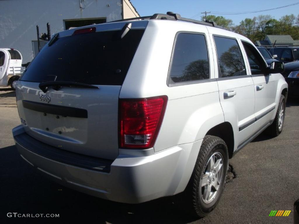 2007 Grand Cherokee Laredo 4x4 - Bright Silver Metallic / Medium Slate Gray photo #5