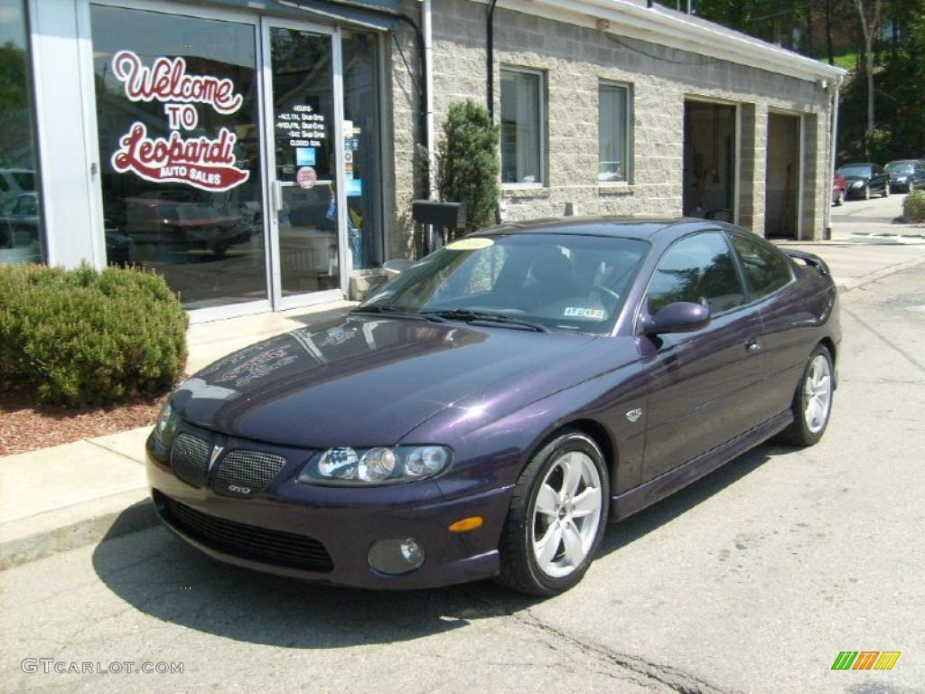 2004 GTO Coupe - Cosmos Purple Metallic / Dark Purple photo #1