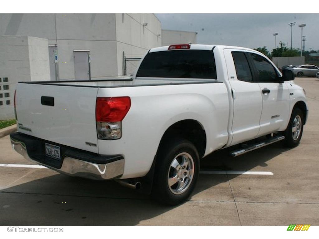 2007 Tundra SR5 Double Cab - Super White / Graphite Gray photo #15