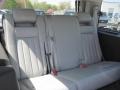 2005 Silver Birch Metallic Lincoln Navigator Luxury 4x4  photo #16