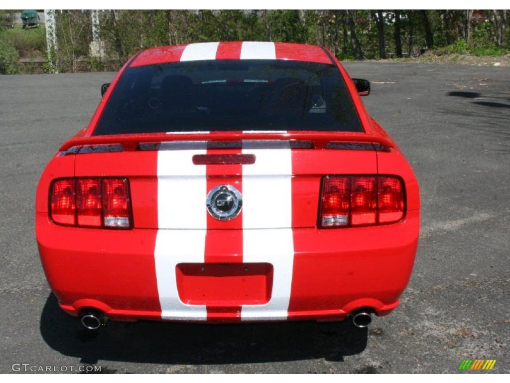 2006 Mustang GT Premium Coupe - Torch Red / Dark Charcoal photo #6