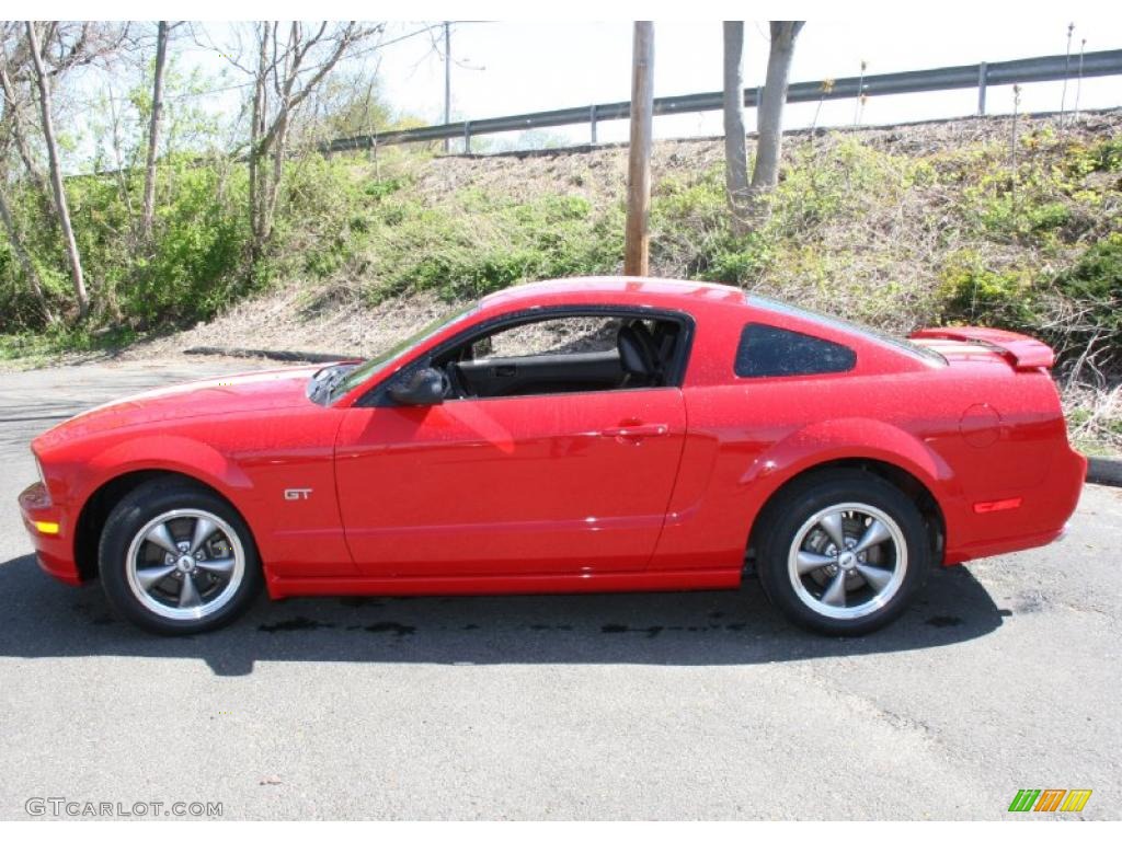 2006 Mustang GT Premium Coupe - Torch Red / Dark Charcoal photo #10