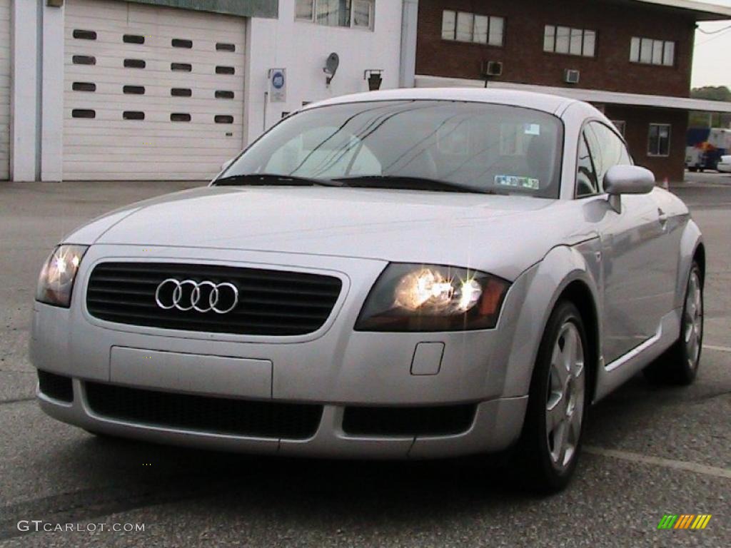 2001 TT 1.8T Coupe - Lake Silver Metallic / Ebony Black photo #3