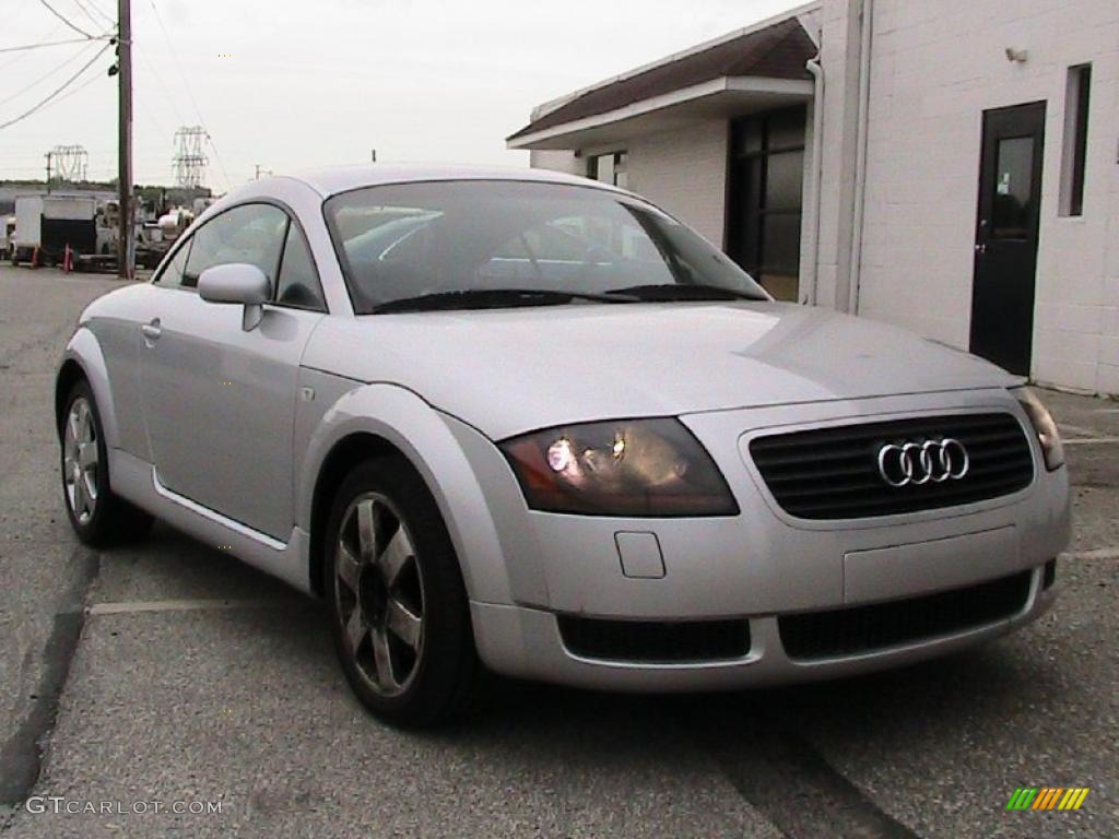2001 TT 1.8T Coupe - Lake Silver Metallic / Ebony Black photo #7