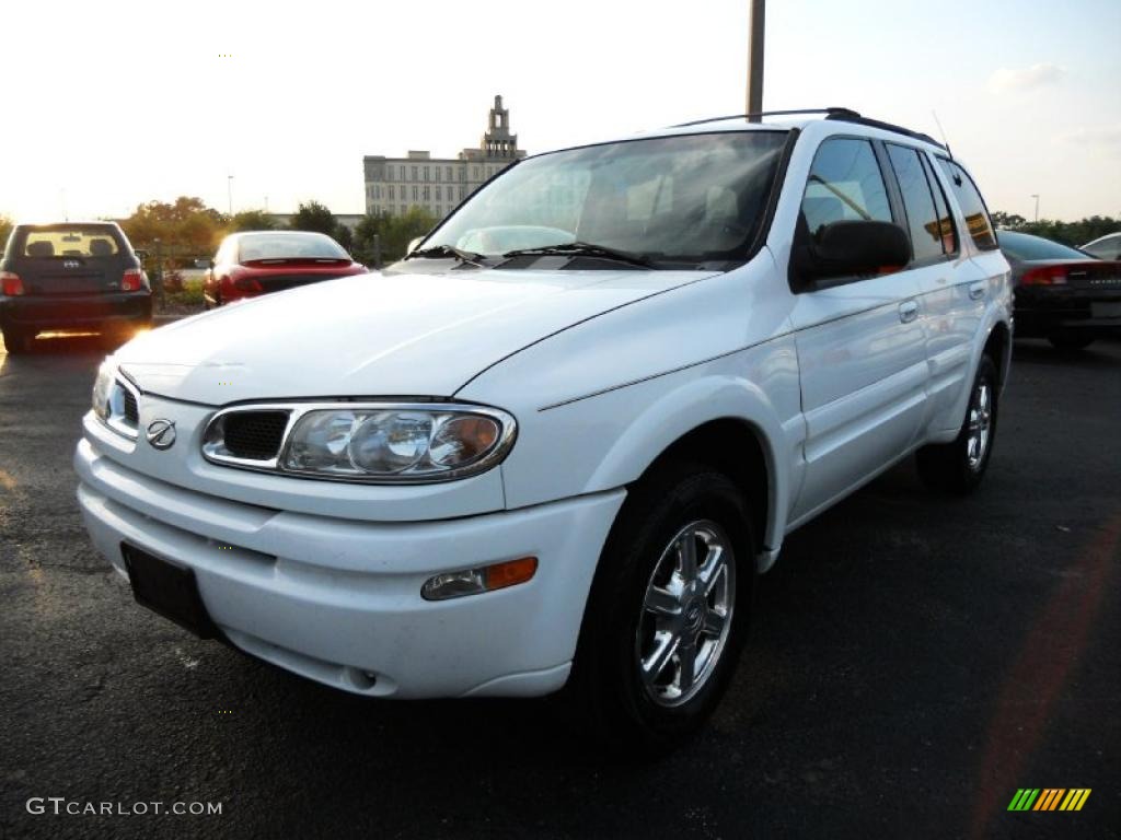 Arctic White Oldsmobile Bravada