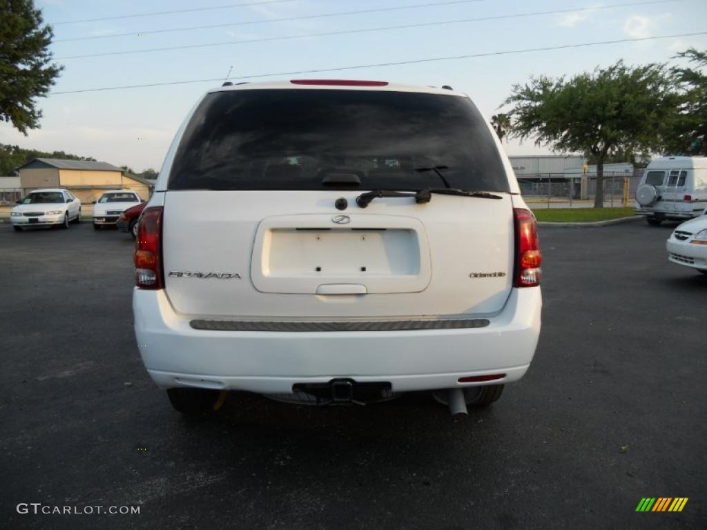 2002 Bravada  - Arctic White / Camel photo #4