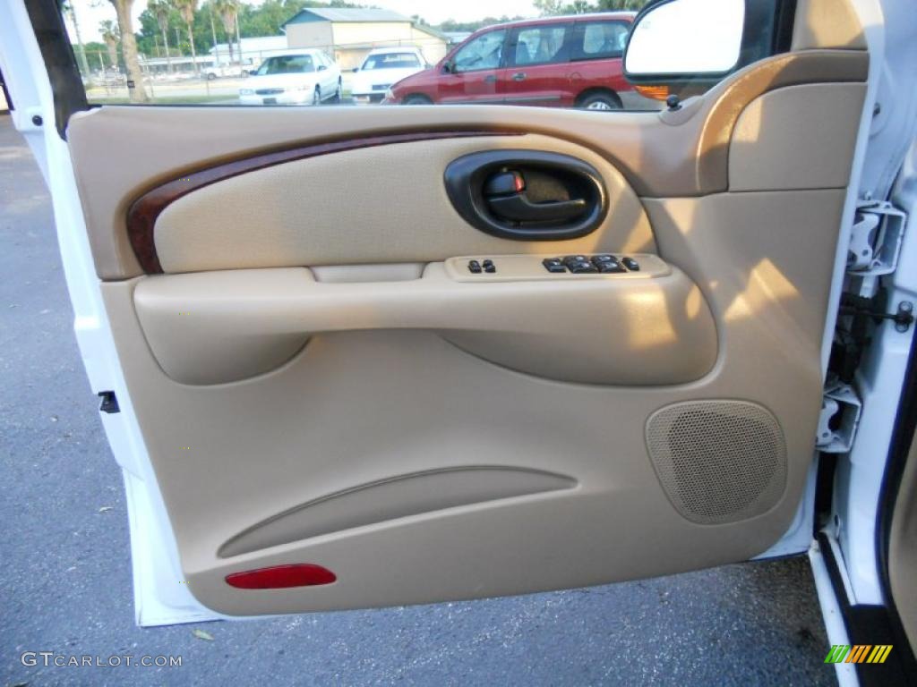 2002 Bravada  - Arctic White / Camel photo #9