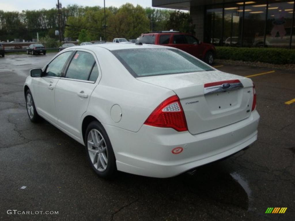 2010 Fusion SEL V6 - White Platinum Tri-coat Metallic / Medium Light Stone photo #2