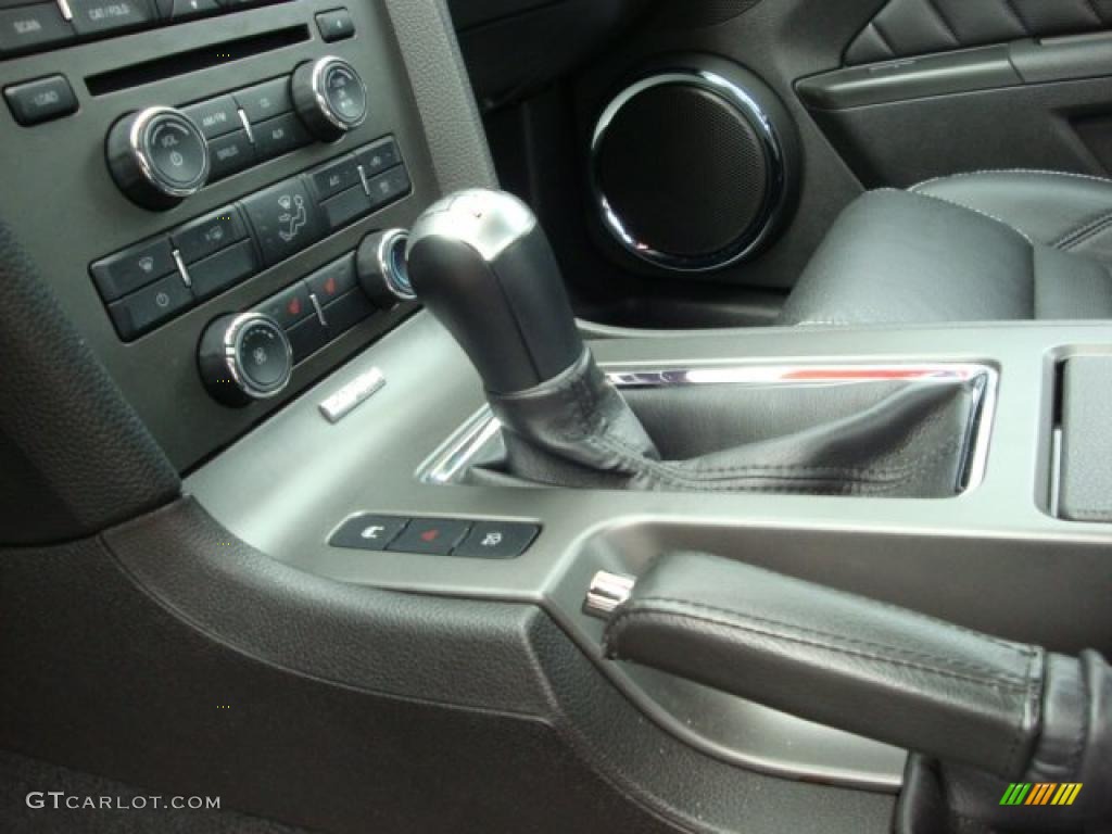 2010 Mustang GT Premium Coupe - Sunset Gold Metallic / Charcoal Black photo #17