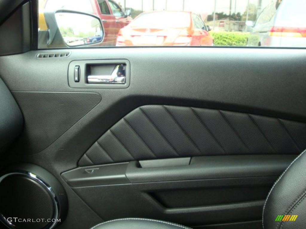 2010 Mustang GT Premium Coupe - Sunset Gold Metallic / Charcoal Black photo #18