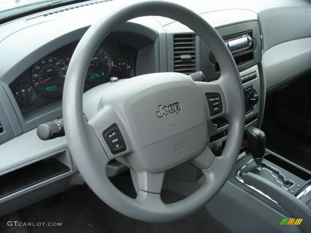 2006 Grand Cherokee Laredo 4x4 - Midnight Blue Pearl / Medium Slate Gray photo #7