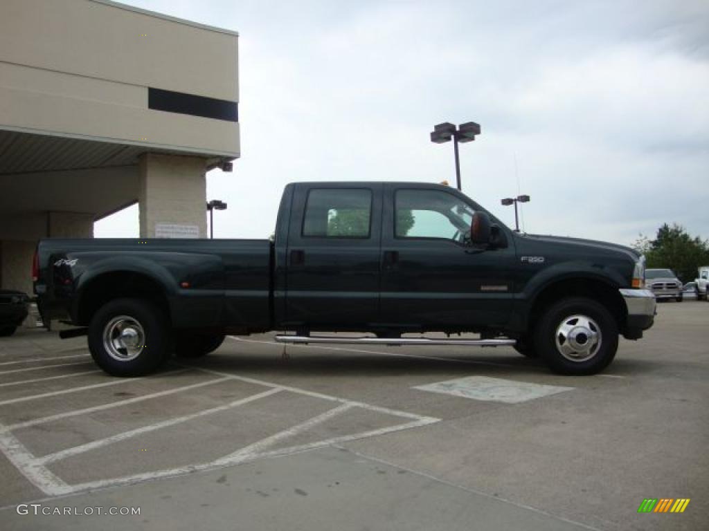2004 F350 Super Duty XLT Crew Cab 4x4 Dually - Dark Green Satin / Medium Flint photo #2