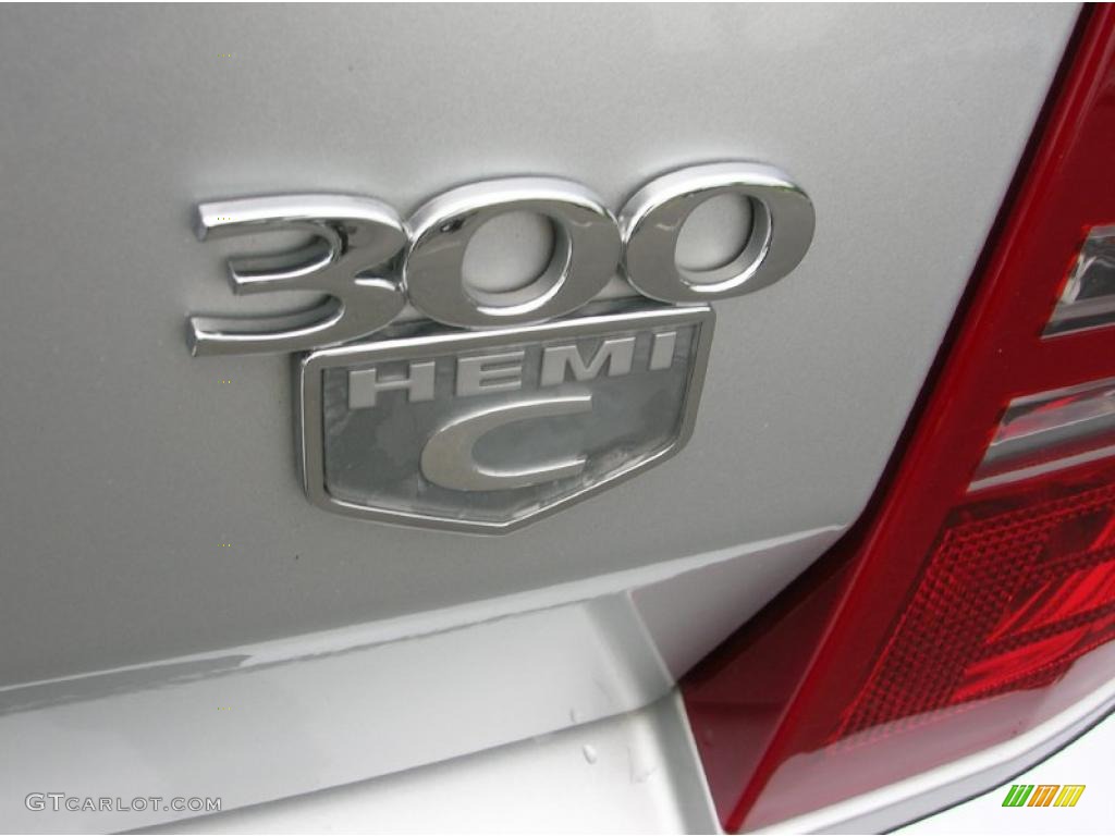 2005 300 C HEMI - Bright Silver Metallic / Dark Slate Gray/Light Graystone photo #5