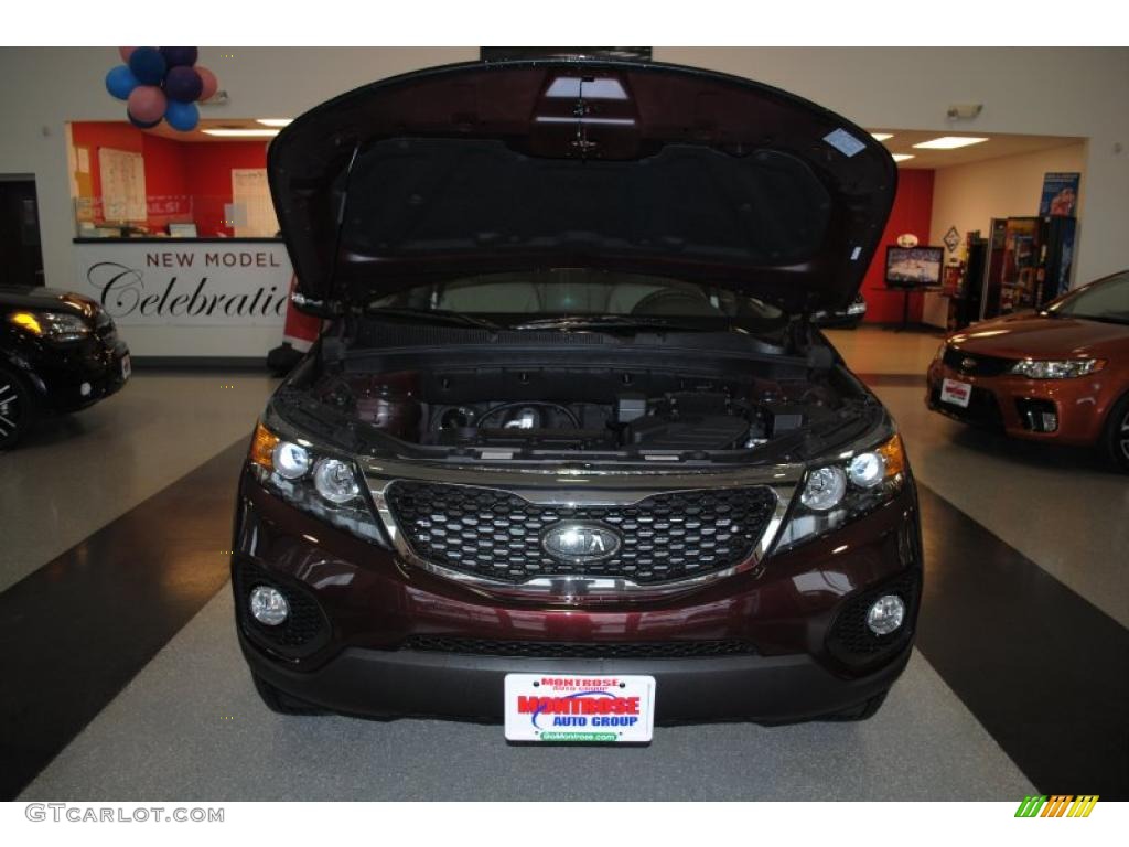 2011 Sorento LX - Dark Cherry / Beige photo #22